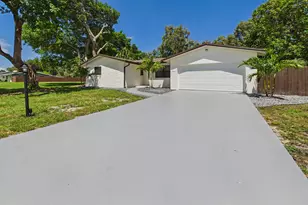 520 NW 43rd Ave, Plantation, FL 33317 - Photo 3