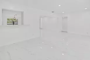 520 NW 43rd Ave, Plantation, FL 33317 - Photo 19