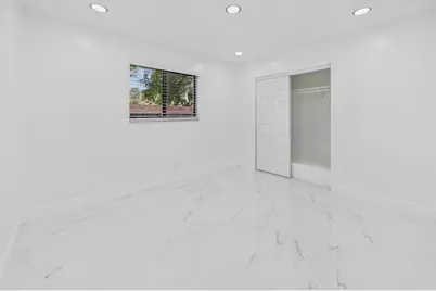 520 NW 43rd Avenue, Plantation, FL 33317 - Photo 15