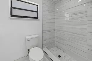 520 NW 43rd Ave, Plantation, FL 33317 - Photo 9