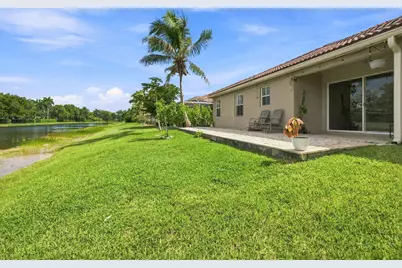 1590 Orion Lane, Weston, FL 33327 - Photo 11