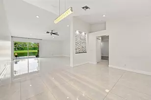 1590 Orion Ln, Weston, FL 33327 - Photo 5