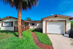 115 SE Camino St, Port Saint Lucie, FL 34952 - Photo 1