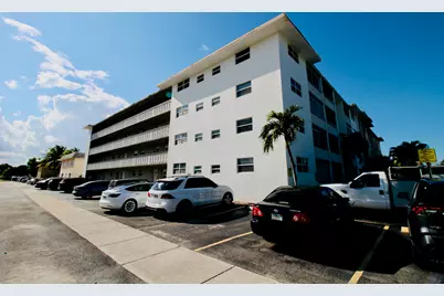 211 NE 8th Avenue #208, Hallandale Beach, FL 33009 - Photo 1