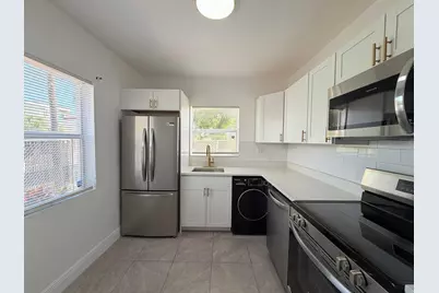 1010 Grant Street, West Palm Beach, FL 33407 - Photo 9