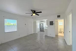 1010 Grant St, West Palm Beach, FL 33407 - Photo 11