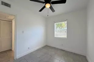 1010 Grant St, West Palm Beach, FL 33407 - Photo 23