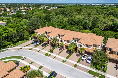 10306 Wellington Parc Drive, Wellington, FL 33449 - Photo 27