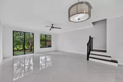 10306 Wellington Parc Drive, Wellington, FL 33449 - Photo 9