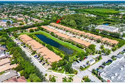 10306 Wellington Parc Drive, Wellington, FL 33449 - Photo 35