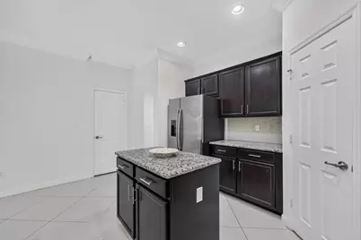 10306 Wellington Parc Drive, Wellington, FL 33449 - Photo 5