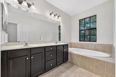 10306 Wellington Parc Drive, Wellington, FL 33449 - Photo 23