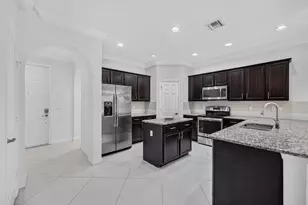 10306 Wellington Parc Dr, Wellington, FL 33449 - Photo 5