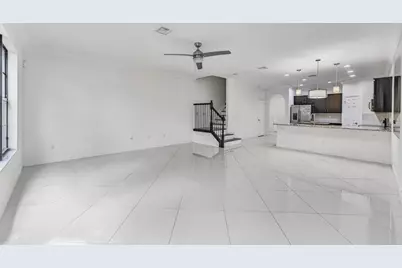 10306 Wellington Parc Drive, Wellington, FL 33449 - Photo 15