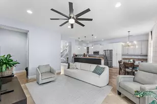 115 Via Poinciana Ln, Boca Raton, FL 33487 - Photo 17