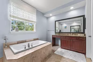 115 Via Poinciana Ln, Boca Raton, FL 33487 - Photo 27