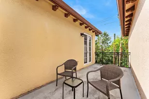 115 Via Poinciana Ln, Boca Raton, FL 33487 - Photo 39