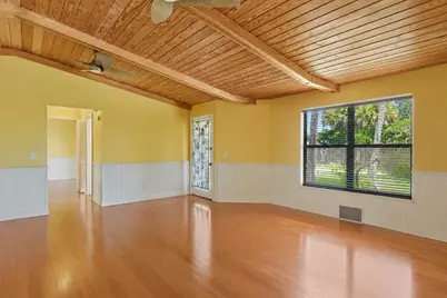 1076 NE Banyan Tree Drive, Jensen Beach, FL 34957 - Photo 7