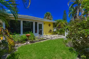 1076 NE Banyan Tree Dr, Jensen Beach, FL 34957 - Photo 19