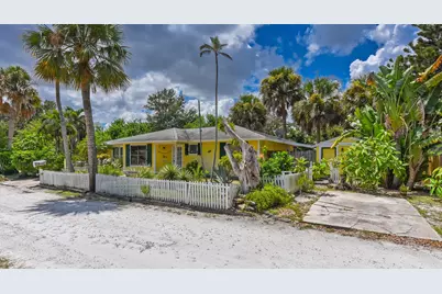 1076 NE Banyan Tree Drive, Jensen Beach, FL 34957 - Photo 3