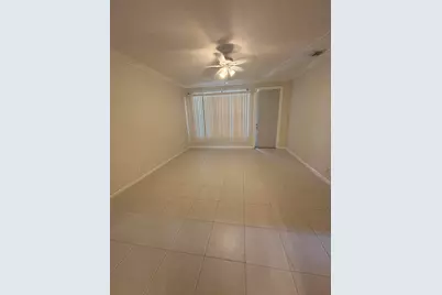 3545 Forest Hill Boulevard #2, Palm Springs, FL 33406 - Photo 11