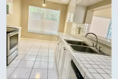 7570 NW 47th Avenue, Coconut Creek, FL 33073 - Photo 5