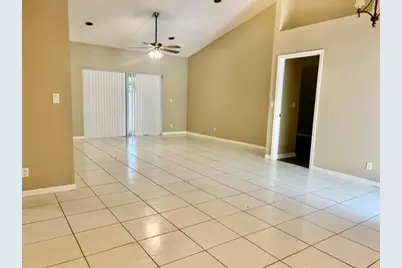 7570 NW 47th Avenue, Coconut Creek, FL 33073 - Photo 3