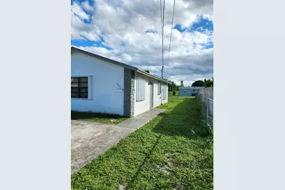 1565 W 36th Street, West Palm Beach, FL 33404 - Photo 3