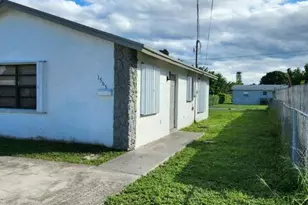 1565 W 36th St, West Palm Beach, FL 33404 - Photo 3