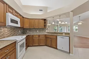 4265 SE Brittney Cir, Port Saint Lucie, FL 34952 - Photo 9