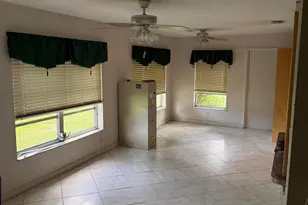 7250 NW 8th Ct, Margate, FL 33063 - Photo 5