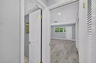 2820 NE 30th St, Fort Lauderdale, FL 33306 - Photo 11