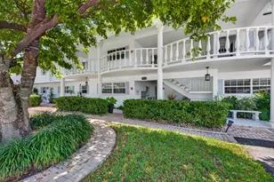 2820 NE 30th St, Fort Lauderdale, FL 33306 - Photo 3