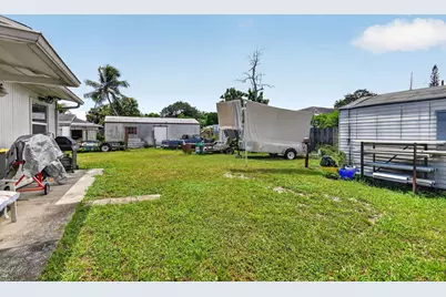 207/227 Ethelyn Drive, West Palm Beach, FL 33415 - Photo 31