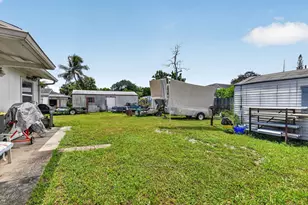 207/227 Ethelyn Dr, West Palm Beach, FL 33415 - Photo 31