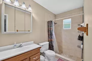 207/227 Ethelyn Dr, West Palm Beach, FL 33415 - Photo 17