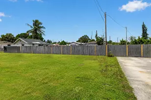 207/227 Ethelyn Dr, West Palm Beach, FL 33415 - Photo 5