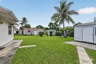 207/227 Ethelyn Dr, West Palm Beach, FL 33415 - Photo 27