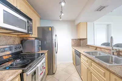 6995 NW 186th Street #E508, Hialeah, FL 33015 - Photo 3