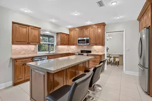 7241 NW 5th Ct, Plantation, FL 33317 - Photo 13
