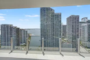 300 Biscayne Blvd Way, Miami, FL 33131 - Photo 3