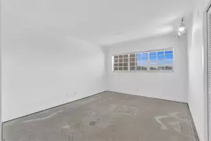 2950 N Palm Aire Dr, Pompano Beach, FL 33069 - Photo 23
