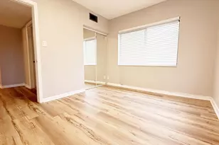 360 NW 8th St, Pompano Beach, FL 33060 - Photo 7