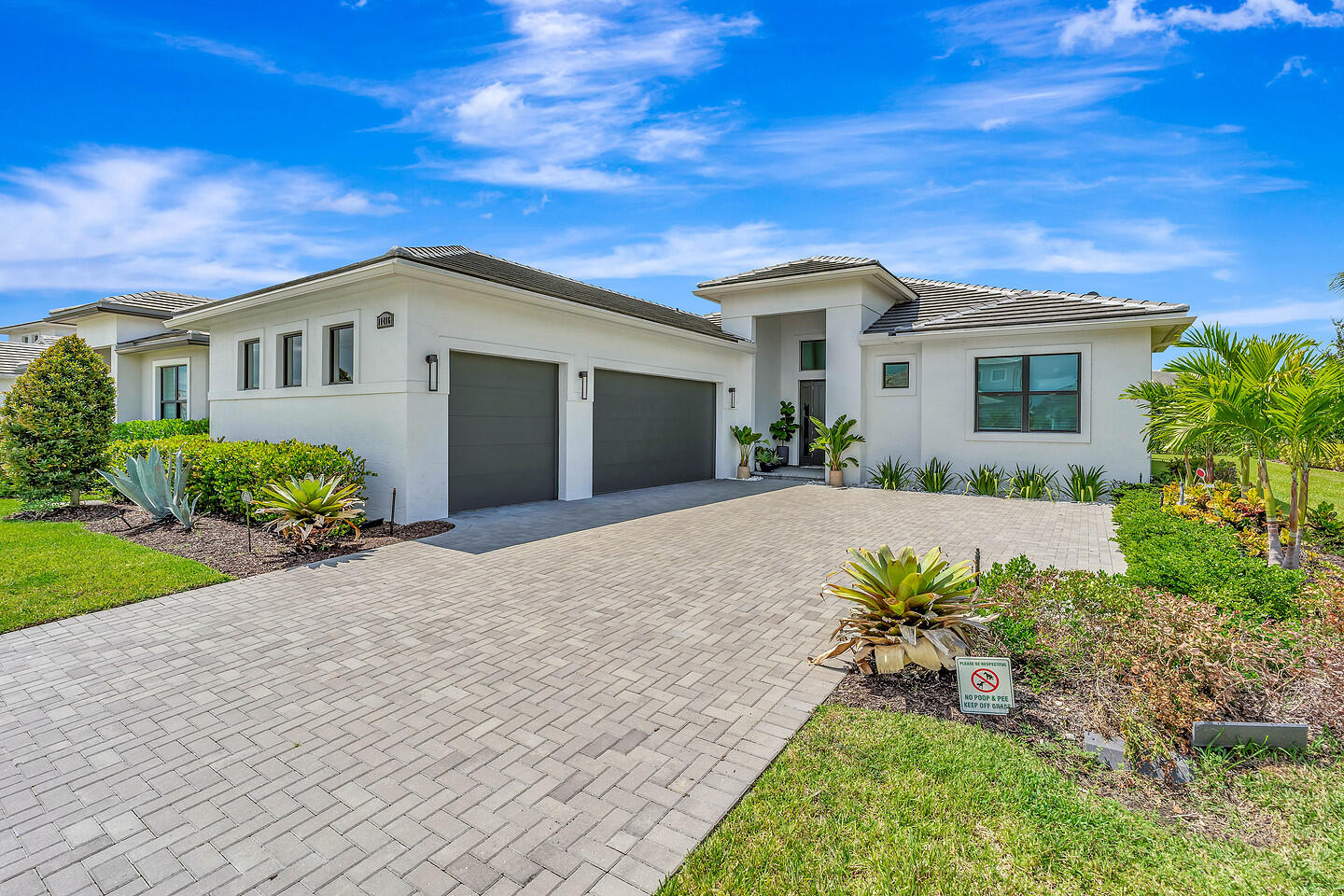 11416 SW Pietra Wy