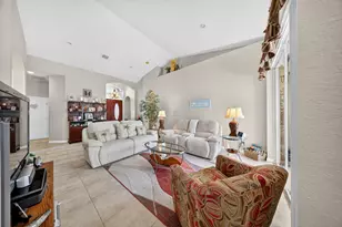 5423 Place Lake Dr, Fort Pierce, FL 34951 - Photo 23