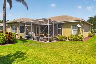 5423 Place Lake Dr, Fort Pierce, FL 34951 - Photo 7