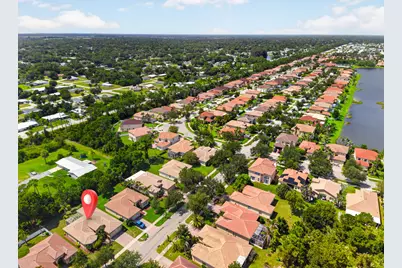 5423 Place Lake Drive, Fort Pierce, FL 34951 - Photo 9