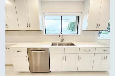 30 Pelican Pointe Drive #201, Delray Beach, FL 33483 - Photo 11