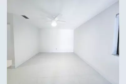 30 Pelican Pointe Drive #201, Delray Beach, FL 33483 - Photo 23