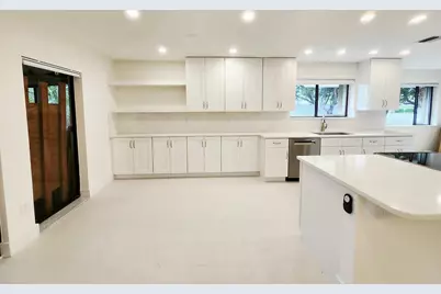 30 Pelican Pointe Drive #201, Delray Beach, FL 33483 - Photo 7
